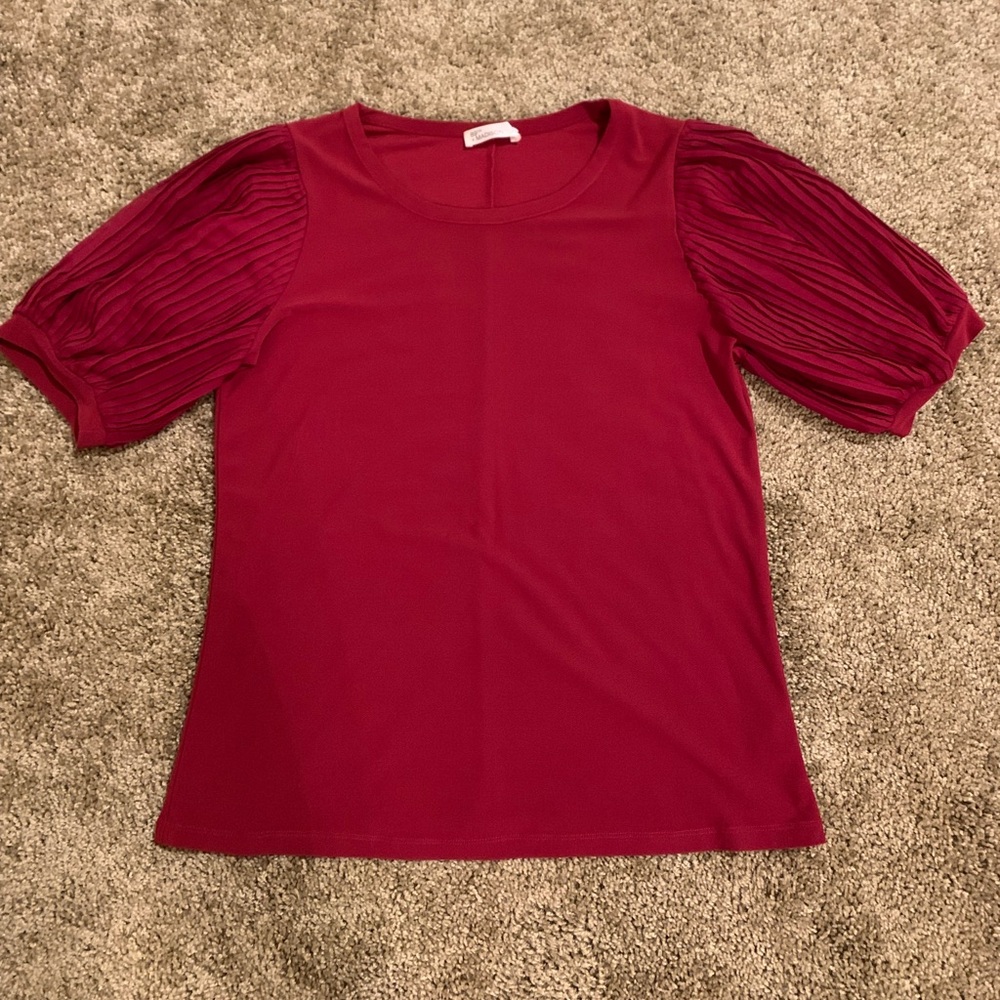 Women’s Puff Sleeve Top